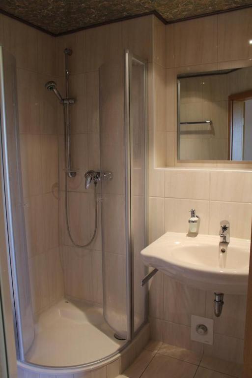 Mueritz Landhotel Gruener Baum Gotthun Room photo