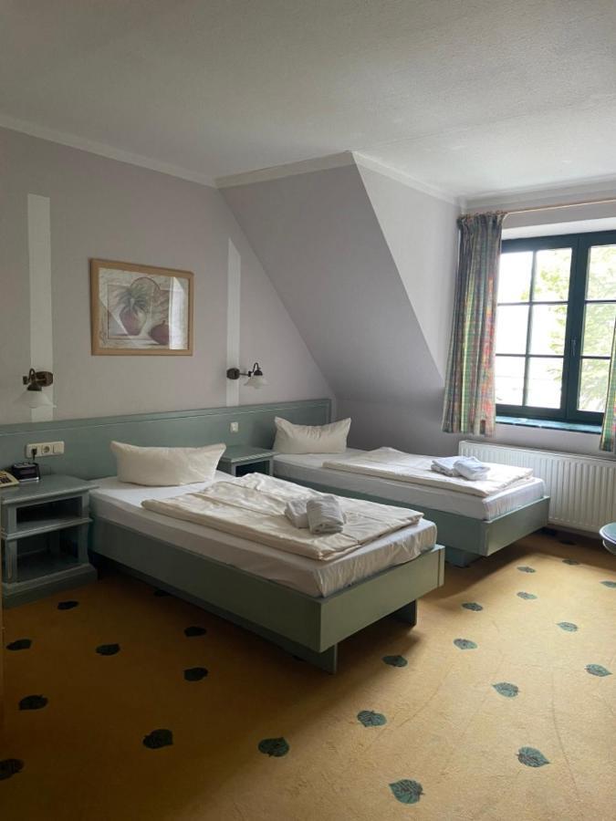 Mueritz Landhotel Gruener Baum Gotthun Exterior photo