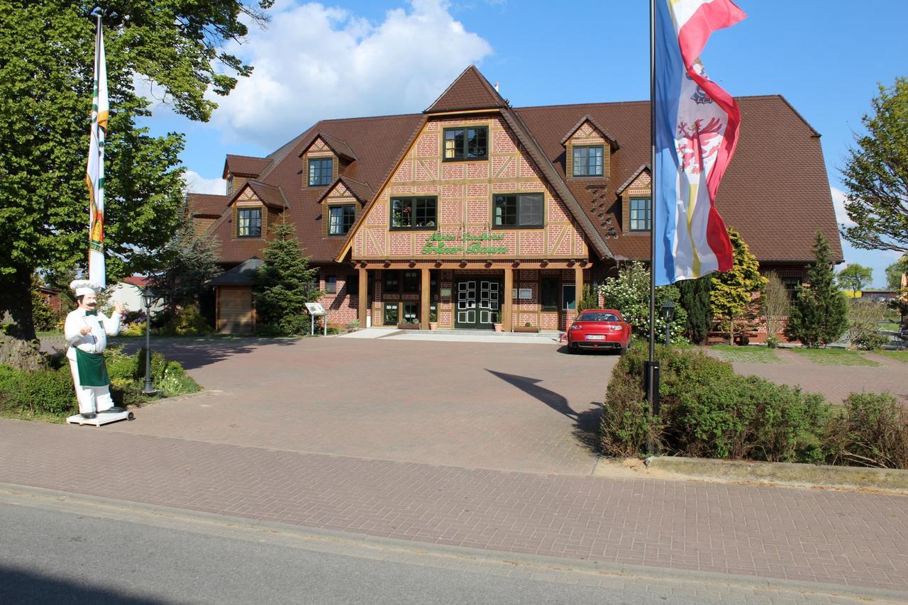 Mueritz Landhotel Gruener Baum Gotthun Exterior photo